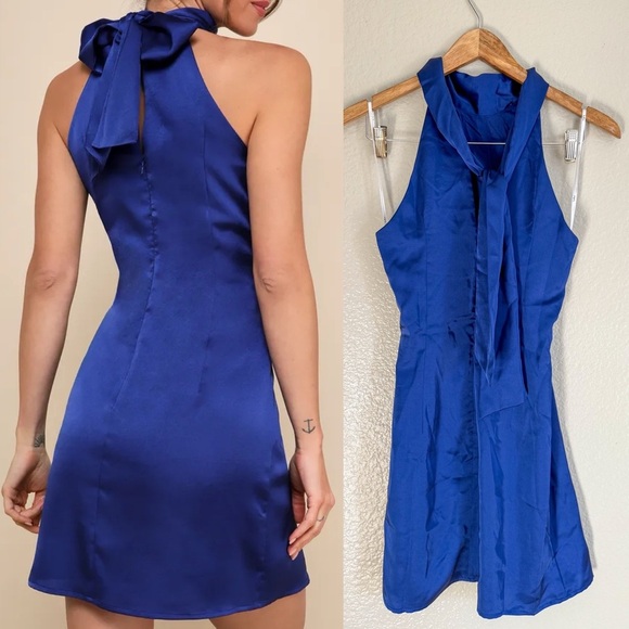 Elegant Blue Halter Dress - Picture 2 of 6